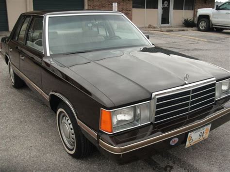 1983 Plymouth Reliant photo