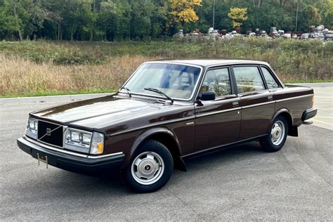 1983 Volvo Dl photo