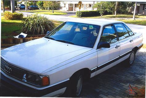 1984 Audi 5000 photo