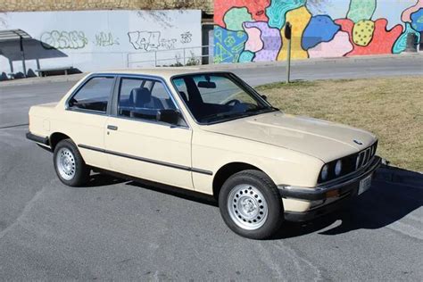 1984 Bmw 318 photo