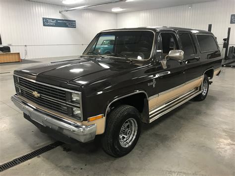 1984 Chevrolet Suburban engine