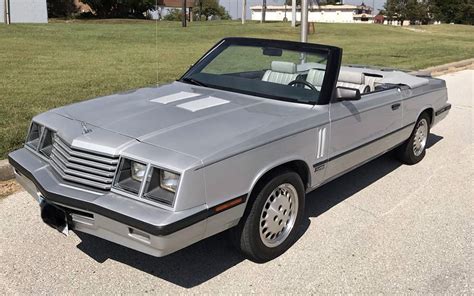1984 Dodge 600 photo