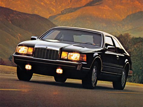 1984 Lincoln Mark photo