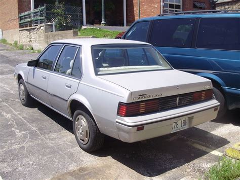 1984 Pontiac 2000 photo