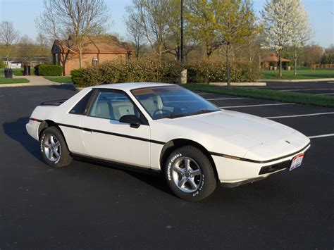 1984 Pontiac Fiero