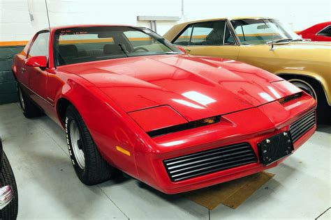 1984 Pontiac Firebird photo