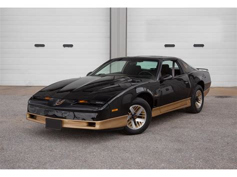 1984 Pontiac Firebird photo