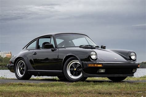 1984 Porsche 911 photo