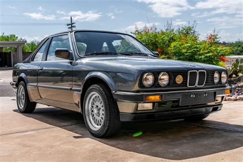 1985 Bmw 323i photo