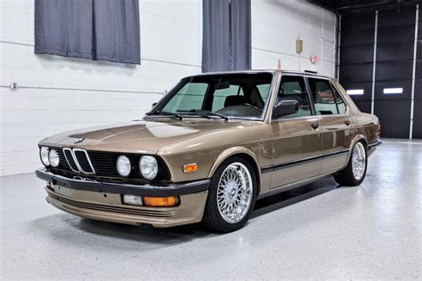 1985 Bmw 535 photo