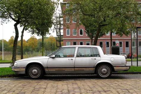 1985 Buick Electra photo