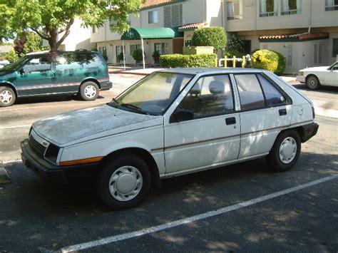 1985 Dodge Colt photo