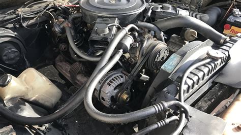 1985 Dodge D150 engine