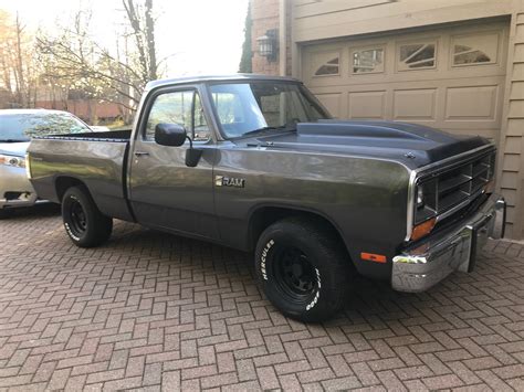 1985 Dodge D150