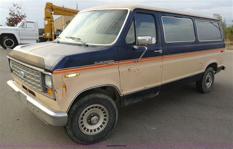 1985 Ford Club wagon engine