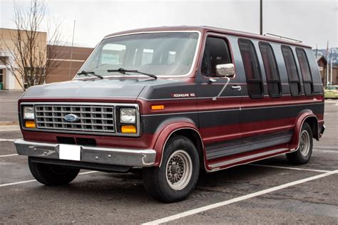 1985 Ford E150 engine