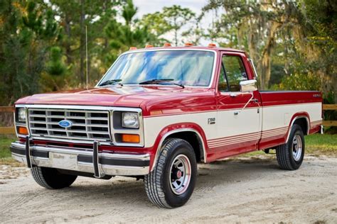 1985 Ford F150 photo