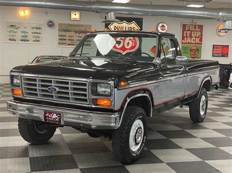 1985 Ford F250 engine