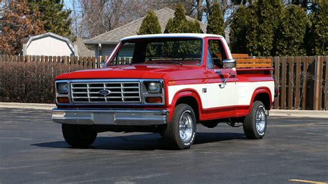 1985 Ford Ford truck photo