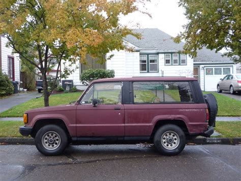 1985 Isuzu Trooper