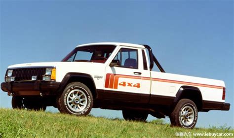 1985 Jeep Comanche photo