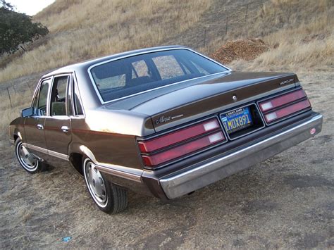 1985 Mercury Brougham engine