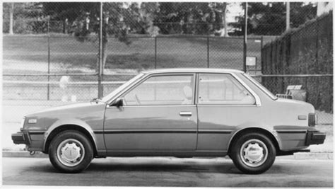 1985 Nissan Sentra photo