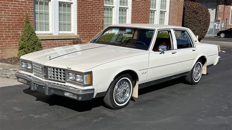 1985 Oldsmobile 88 photo