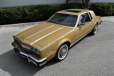 1985 Oldsmobile Toronado photo