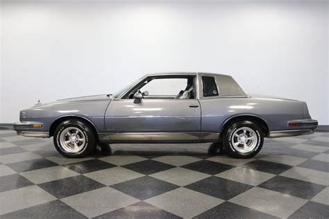 1985 Pontiac Grand prix photo