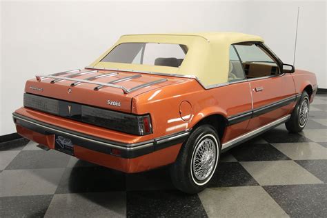 1985 Pontiac Sunbird photo