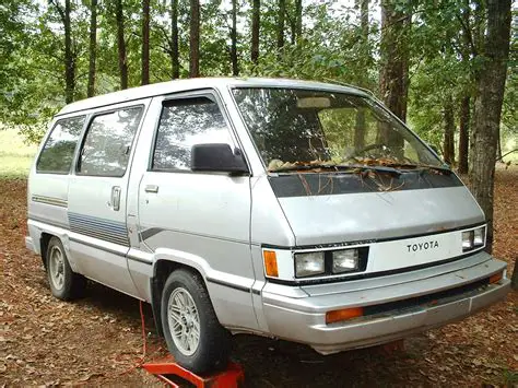 1985 Toyota Van photo