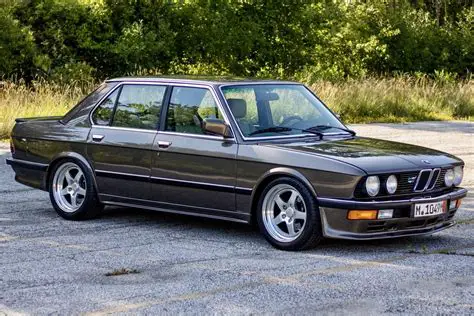 1986 Bmw 535i photo