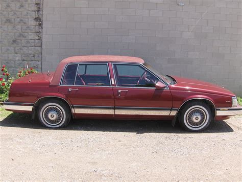 1986 Buick Park avenue photo