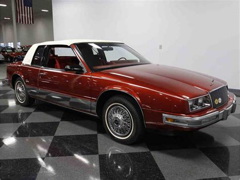 1986 Buick Riviera photo