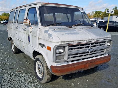 1986 Chevrolet G10 photo