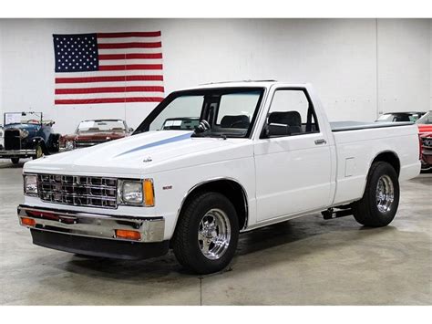 1986 Chevrolet S10 pickup engine