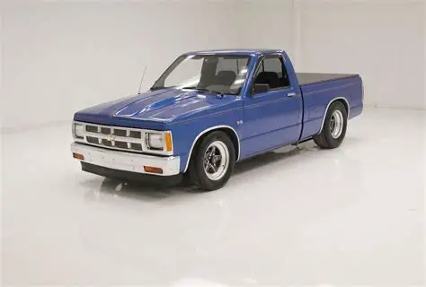 1986 Chevrolet S10 pickup photo