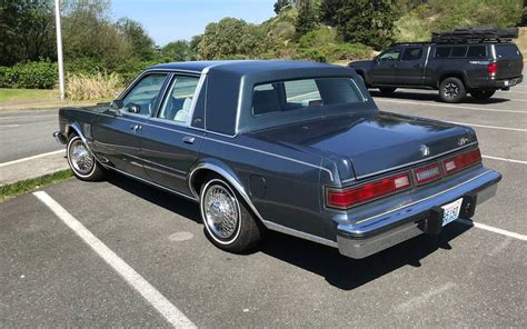 1986 Chrysler Fifth avenue