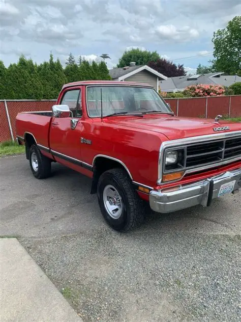 1986 Dodge 150 engine