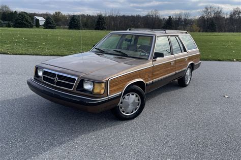 1986 Dodge Aries photo