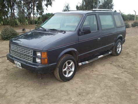 1986 Dodge Caravan engine