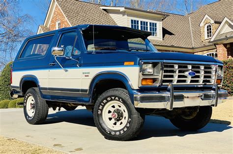 1986 Ford Bronco photo