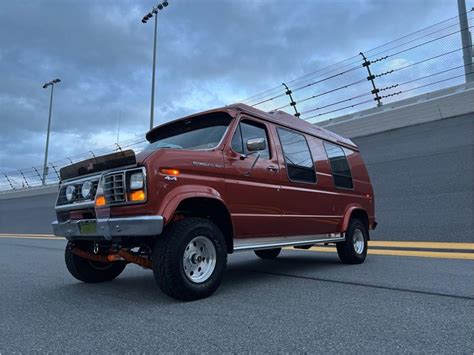 1986 Ford Econoline engine