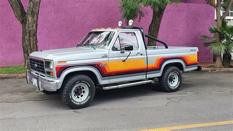 1986 Ford Explorer photo