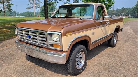 1986 Ford F150 photo