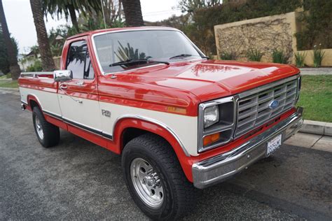 1986 Ford F250 photo