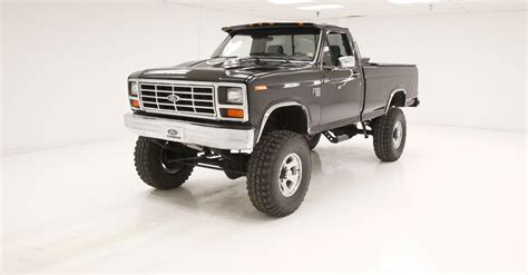 1986 Ford F350 photo