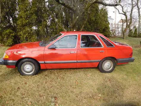 1986 Ford Tempo photo