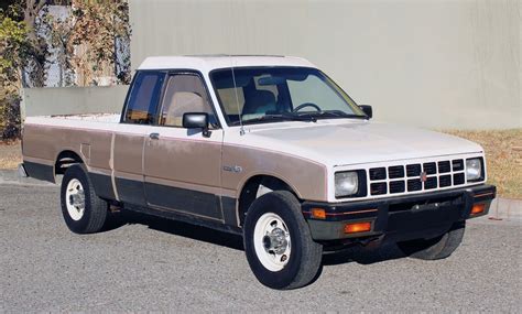 1986 Isuzu Pickup truck